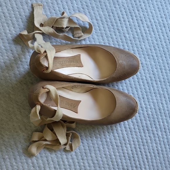 Boutique 9 Marcello wedge platform pumps ankle wrap sandals - Picture 2 of 7